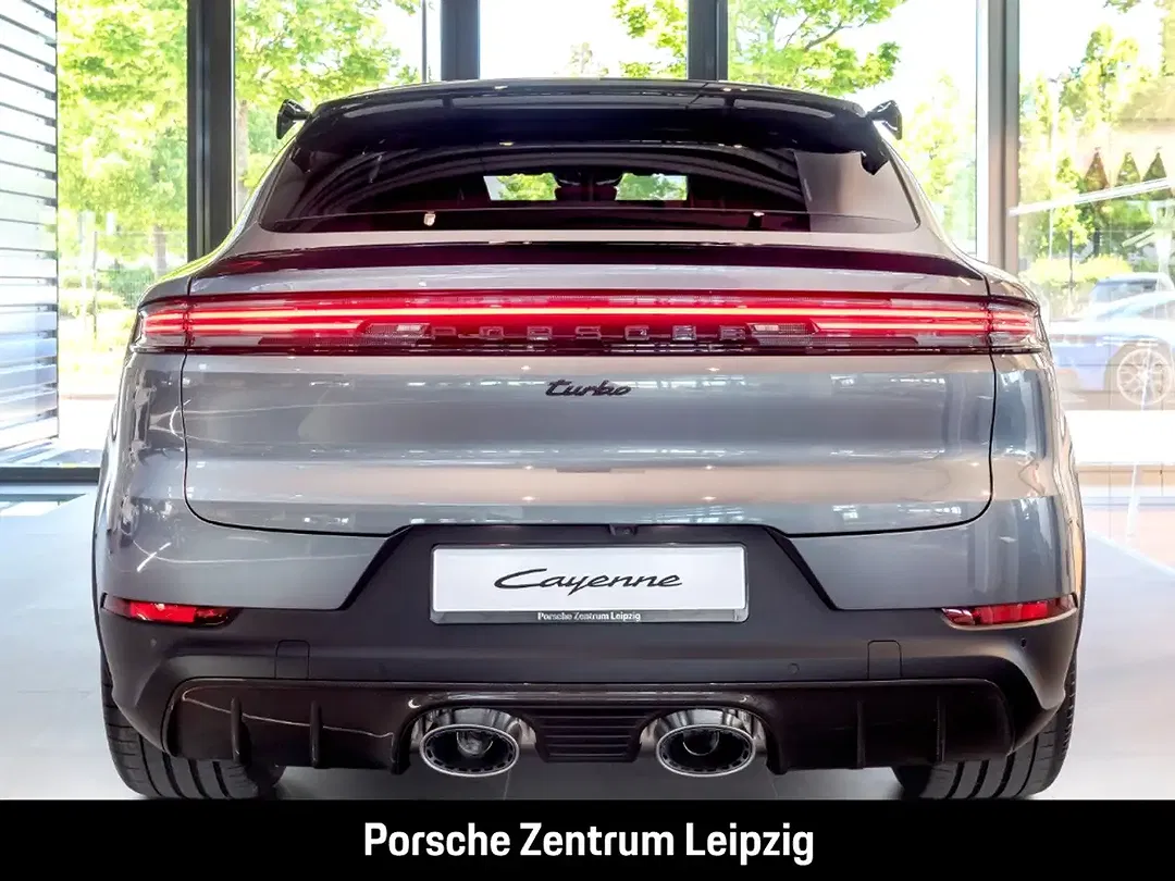 Porsche Cayenne - Thumbnail 5