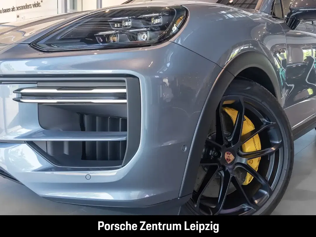 Porsche Cayenne - Thumbnail 8