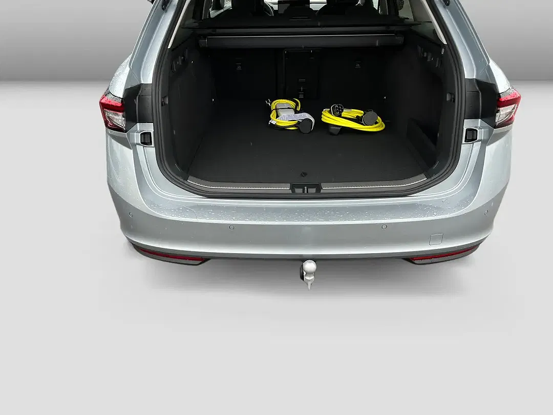 Skoda Superb - Thumbnail 11