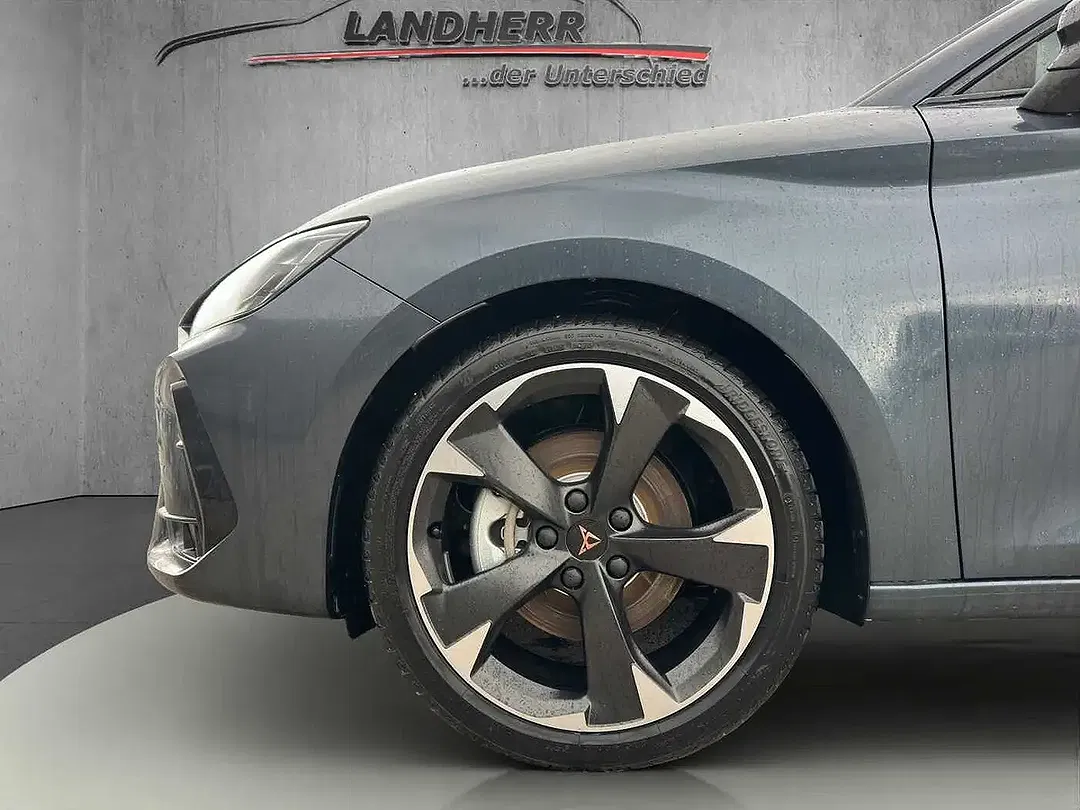 CUPRA Leon - Thumbnail 13
