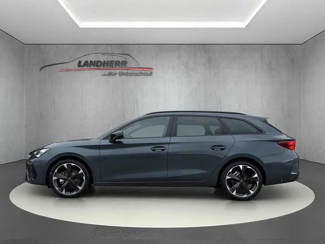 CUPRA Leon - Thumbnail 2