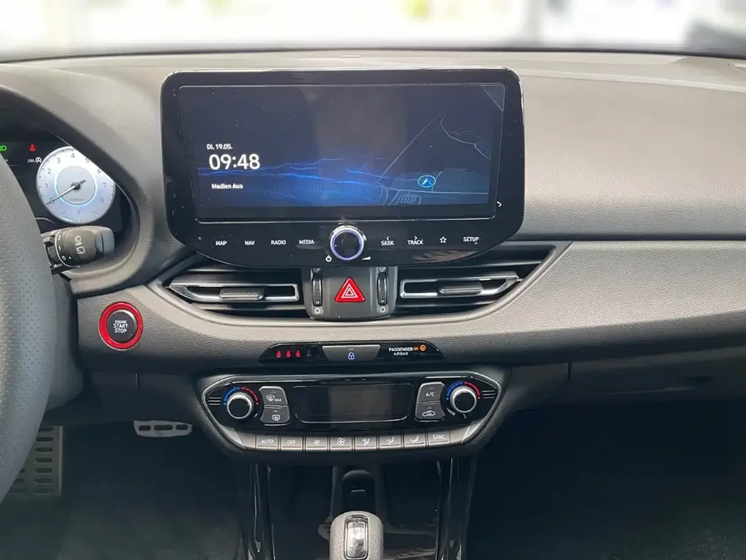 Hyundai i30 - Thumbnail 10
