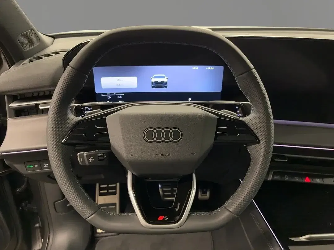 Audi Q3 - Thumbnail 8