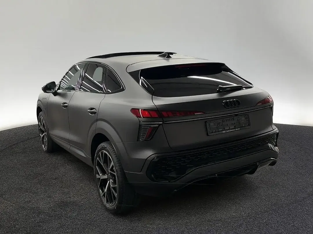Audi Q3 - Thumbnail 2