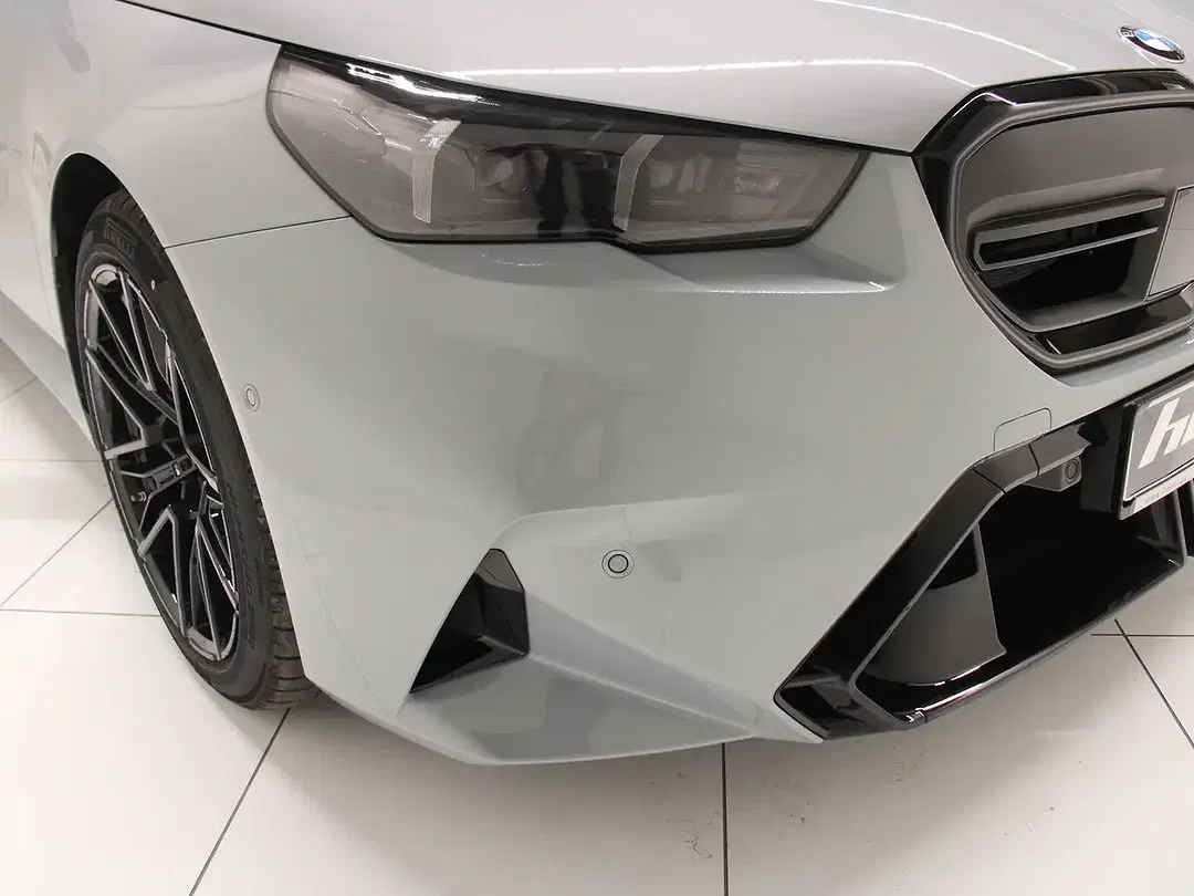 BMW M5 - Thumbnail 10