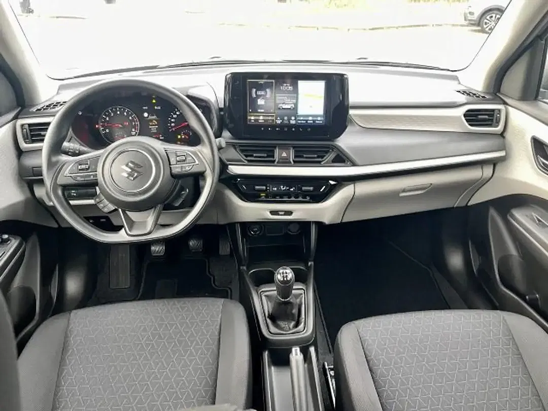 Suzuki Swift - Thumbnail 8