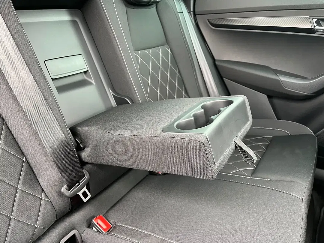 Skoda Karoq - Thumbnail 14