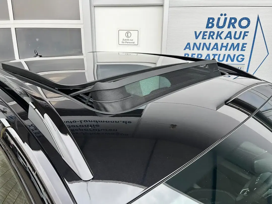 Skoda Karoq - Thumbnail 7