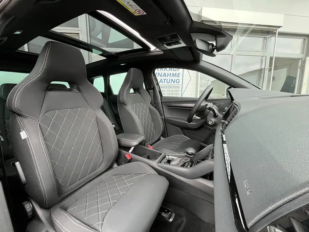 Skoda Karoq - Thumbnail 9