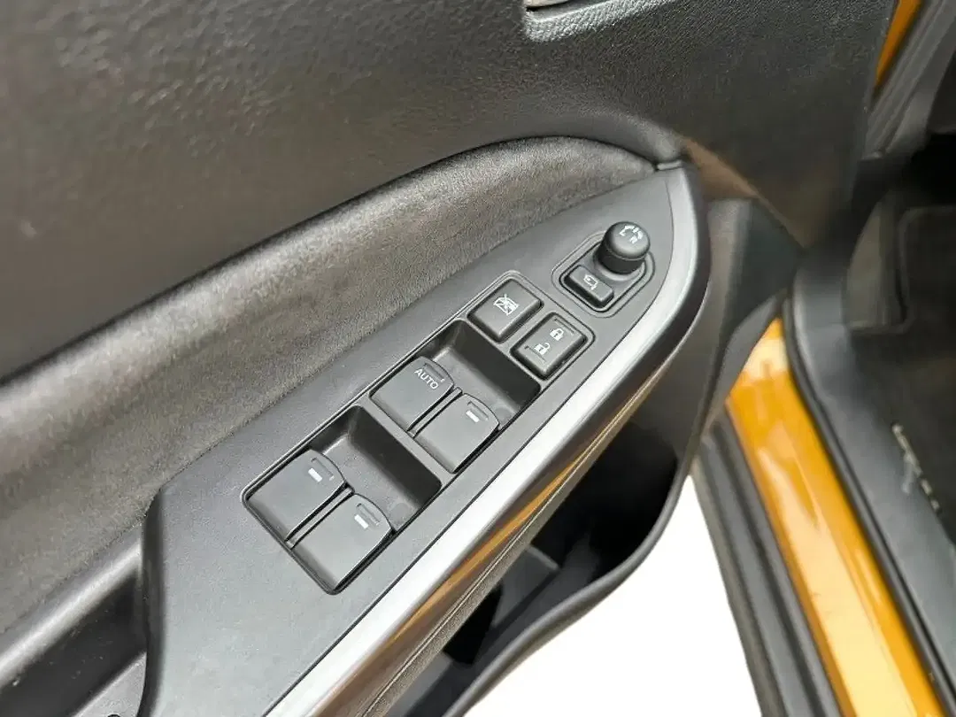 Suzuki Vitara - Thumbnail 15