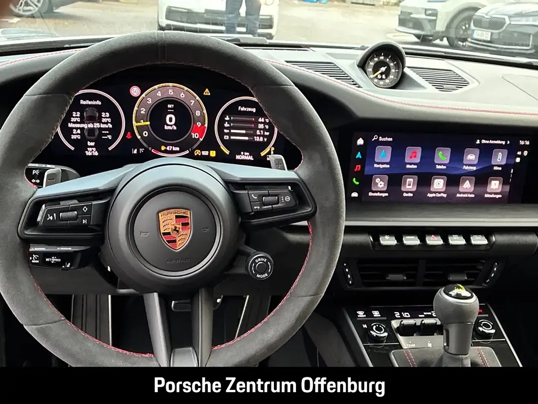 Porsche 992 - Thumbnail 14