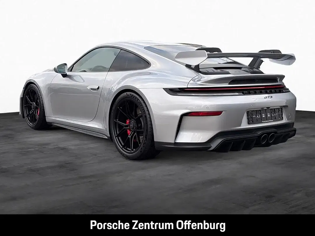 Porsche 992 - Thumbnail 2