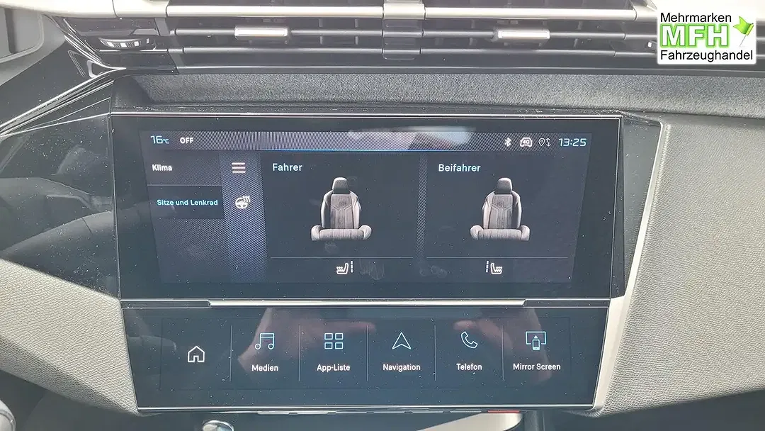 Peugeot 308 - Thumbnail 14