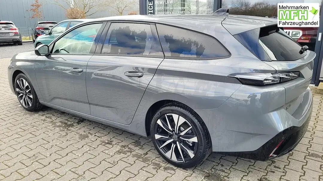 Peugeot 308 - Thumbnail 6