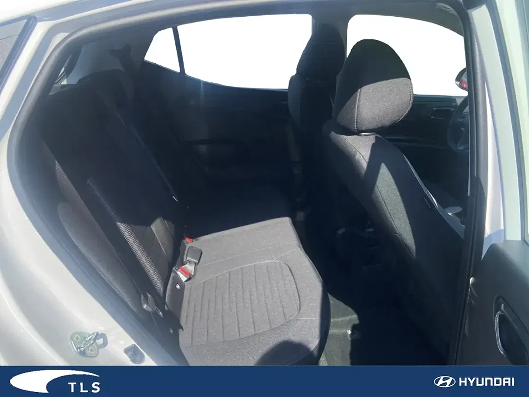 Hyundai i10 - Thumbnail 6
