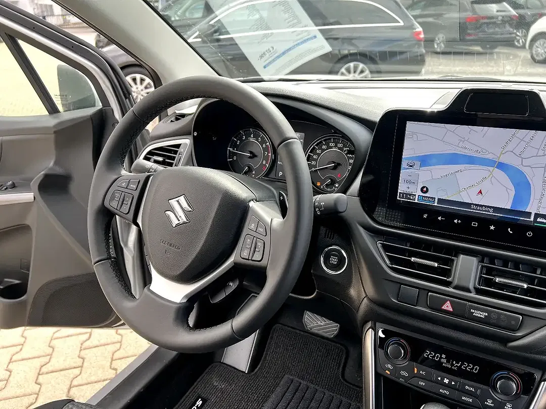 Suzuki S-Cross - Thumbnail 25