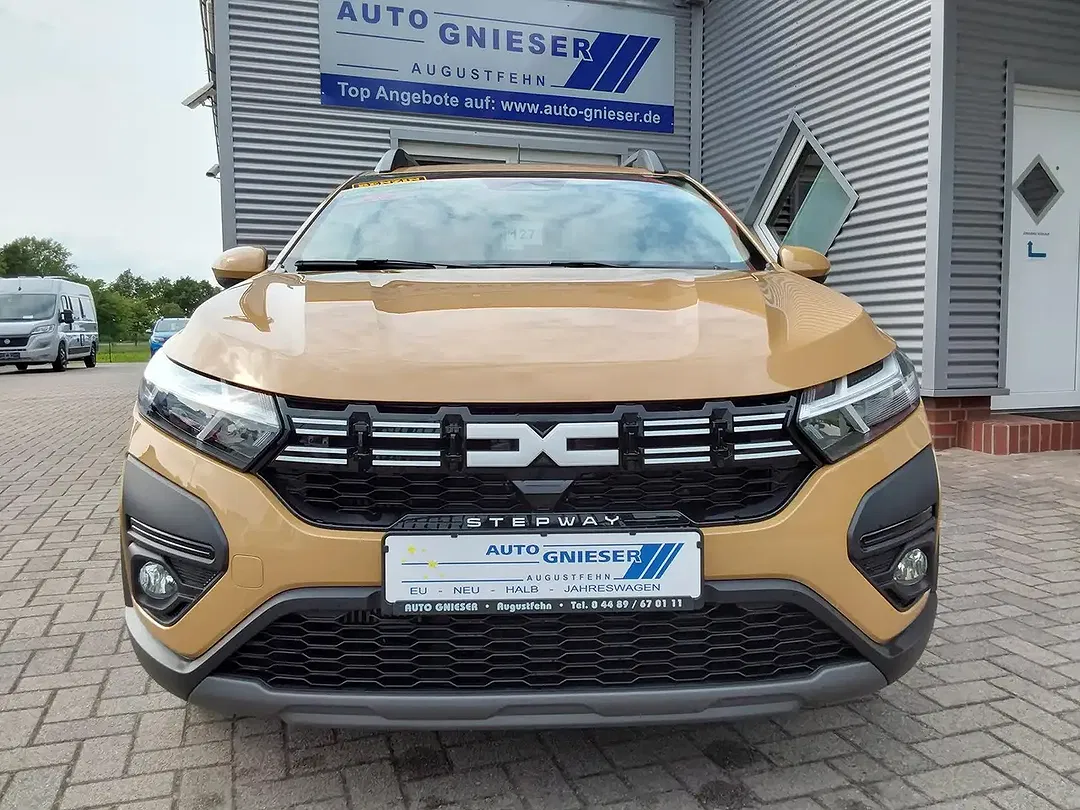 Dacia Sandero - Thumbnail 4