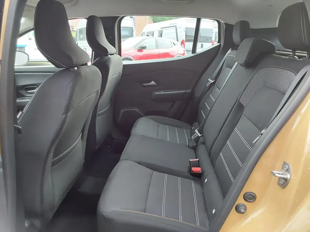 Dacia Sandero - Thumbnail 9