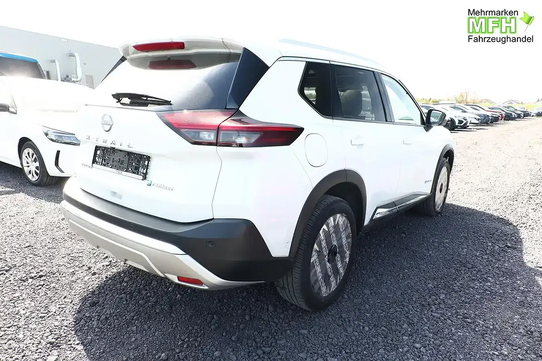 Nissan X-Trail - Thumbnail 2