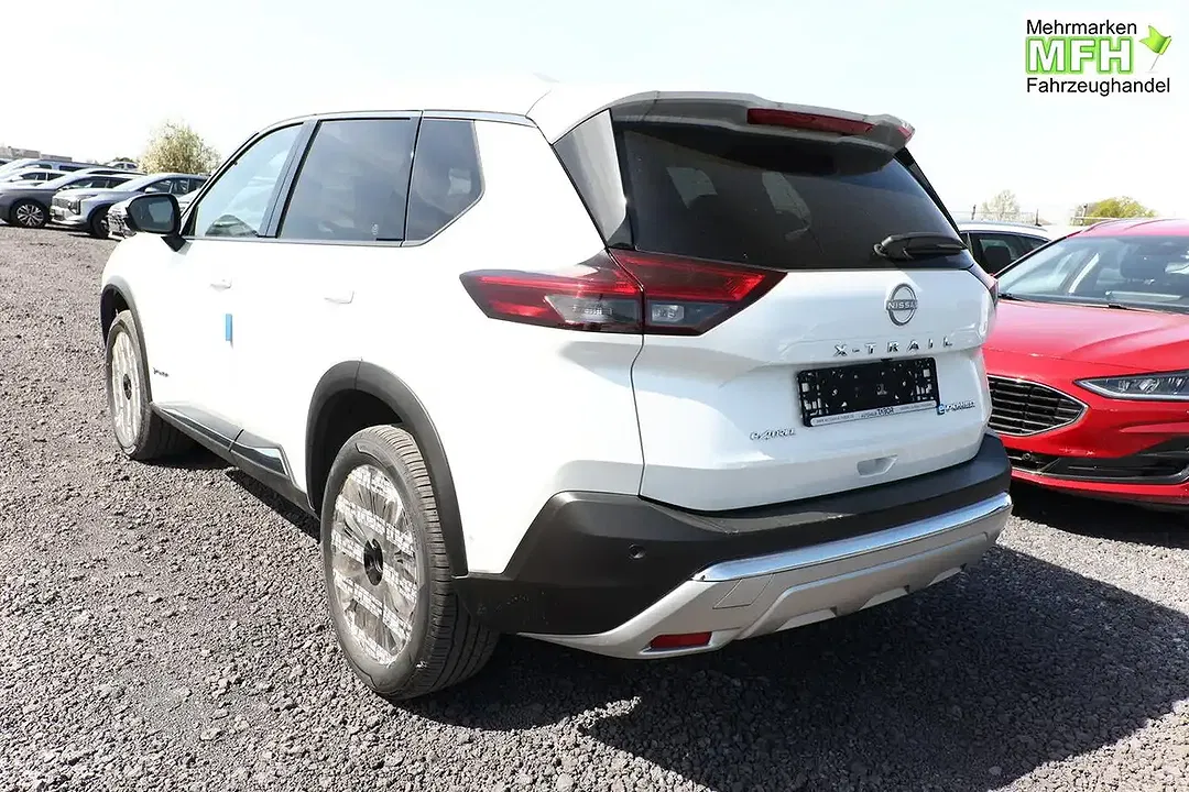 Nissan X-Trail - Thumbnail 3