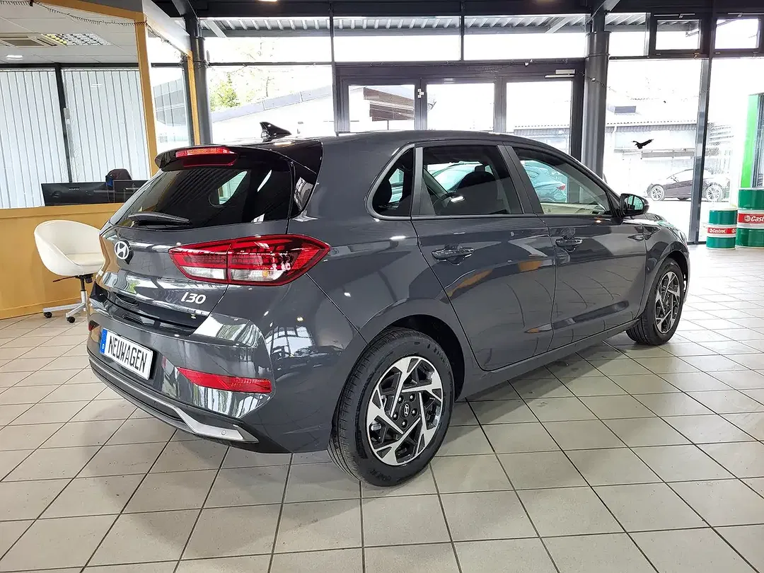 Hyundai i30 - Thumbnail 6