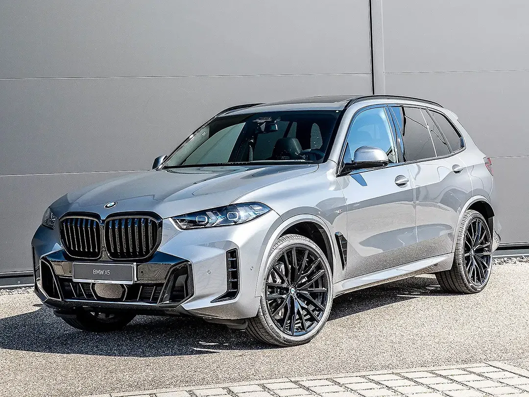 BMW X5 - Thumbnail 1