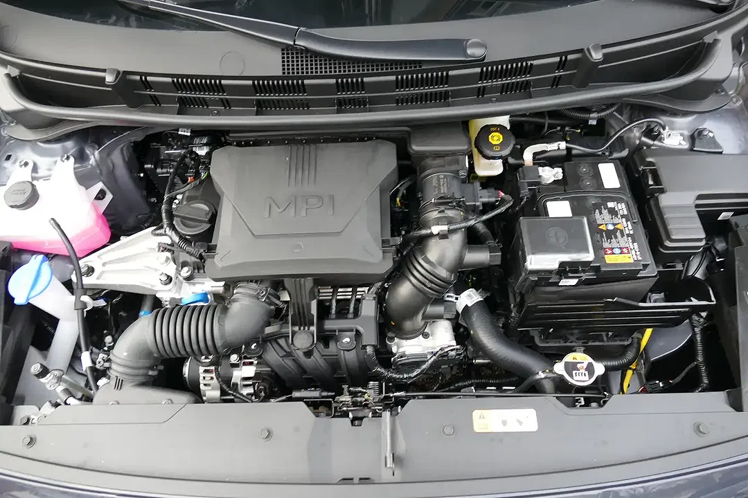 Hyundai i10 - Thumbnail 14