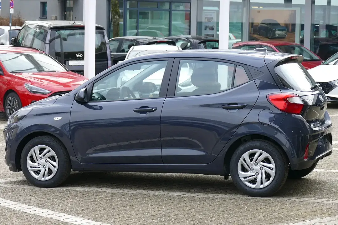 Hyundai i10 - Thumbnail 4