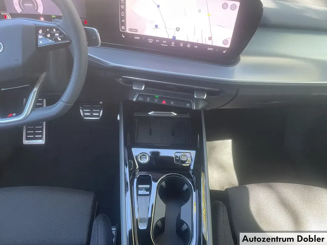 Audi Q3 - Thumbnail 14