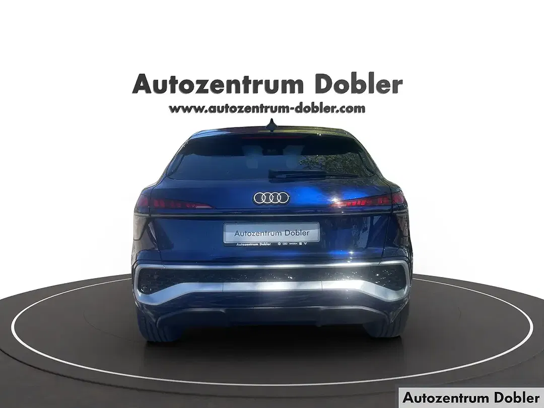 Audi Q3 - Thumbnail 7