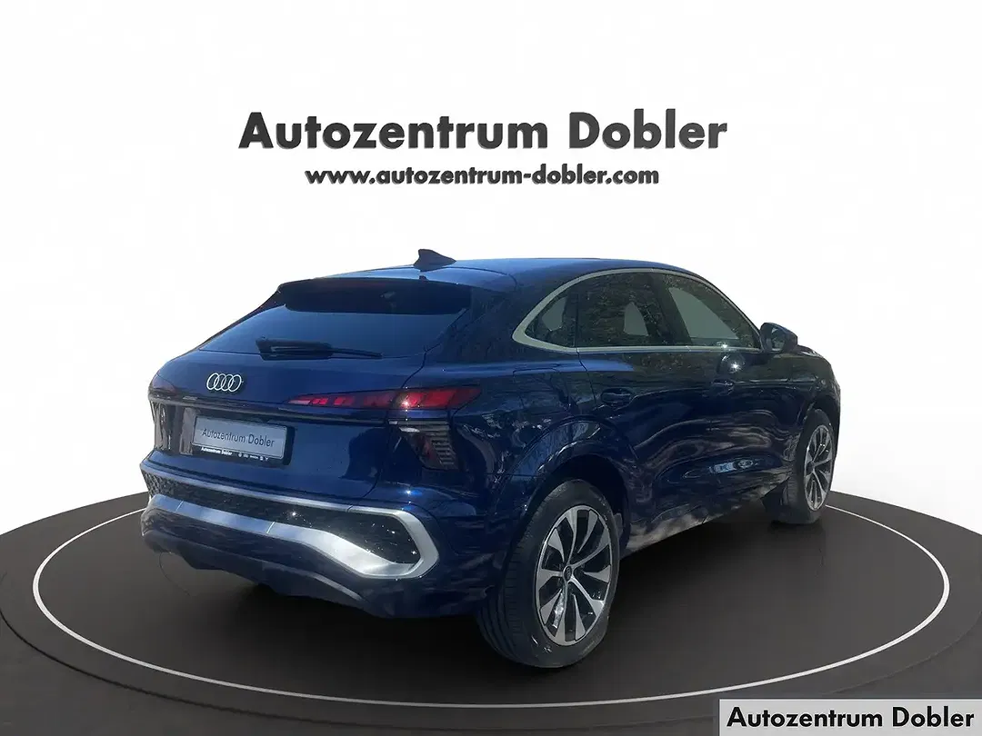 Audi Q3 - Thumbnail 8