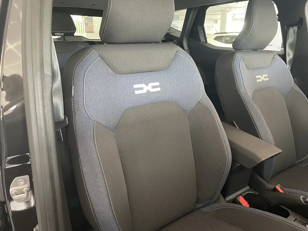 Dacia Duster - Thumbnail 12