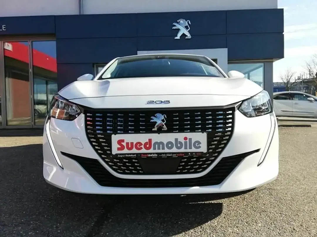 Peugeot 208 - Thumbnail 3