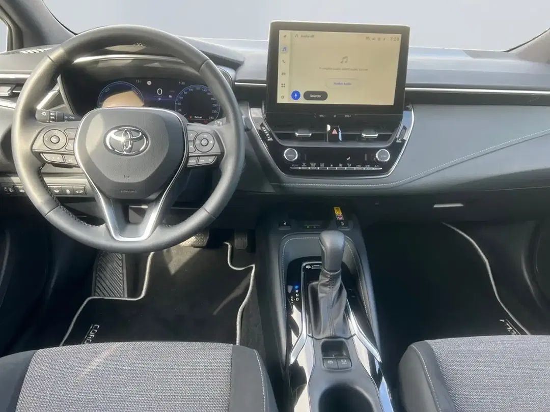Toyota Corolla - Thumbnail 11