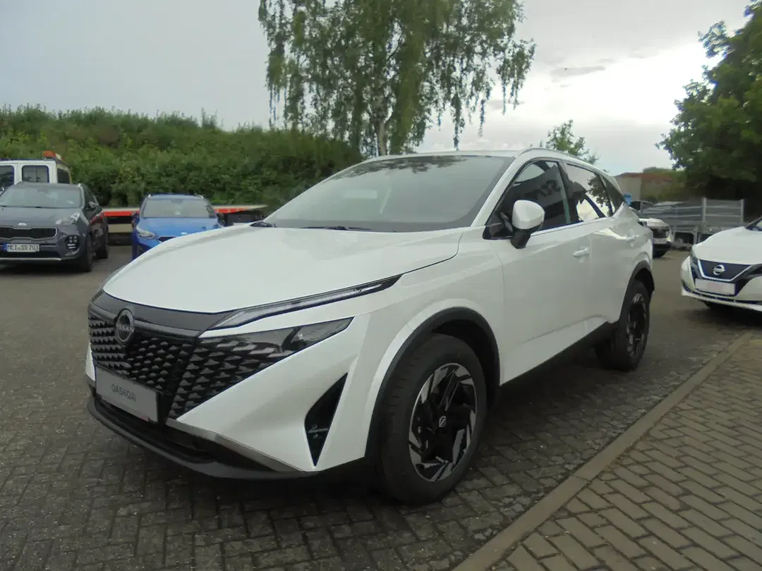 Nissan Qashqai - Thumbnail 1