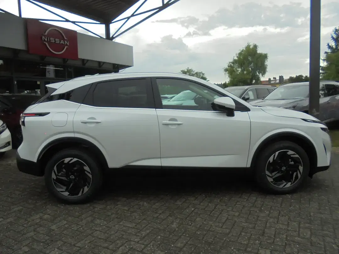 Nissan Qashqai - Thumbnail 3