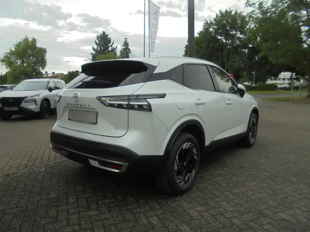 Nissan Qashqai - Thumbnail 4