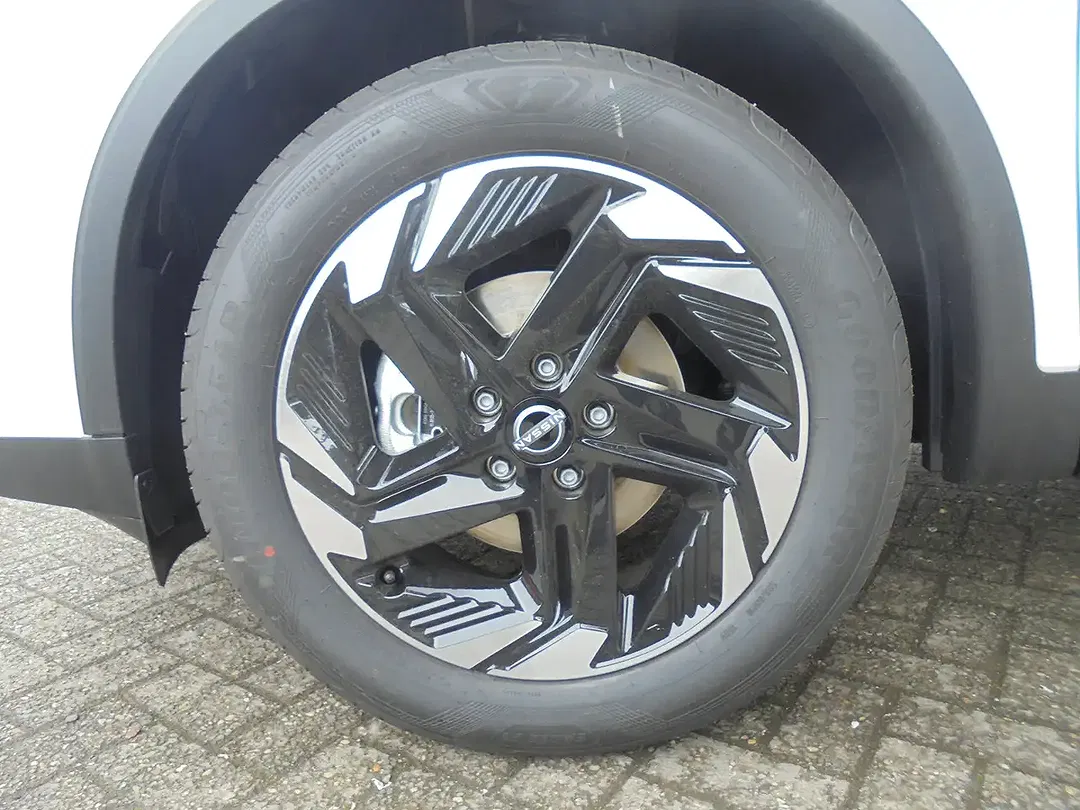 Nissan Qashqai - Thumbnail 6