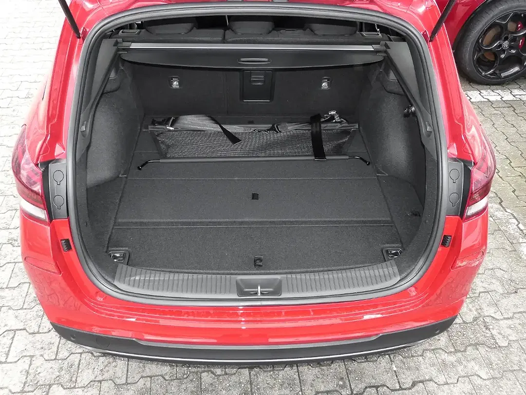 Hyundai i30 - Thumbnail 15