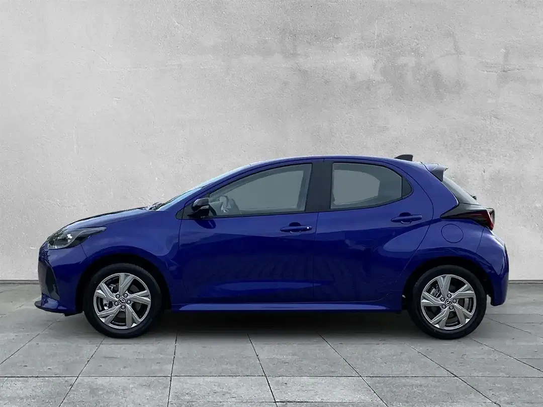 Mazda 2 - Thumbnail 2