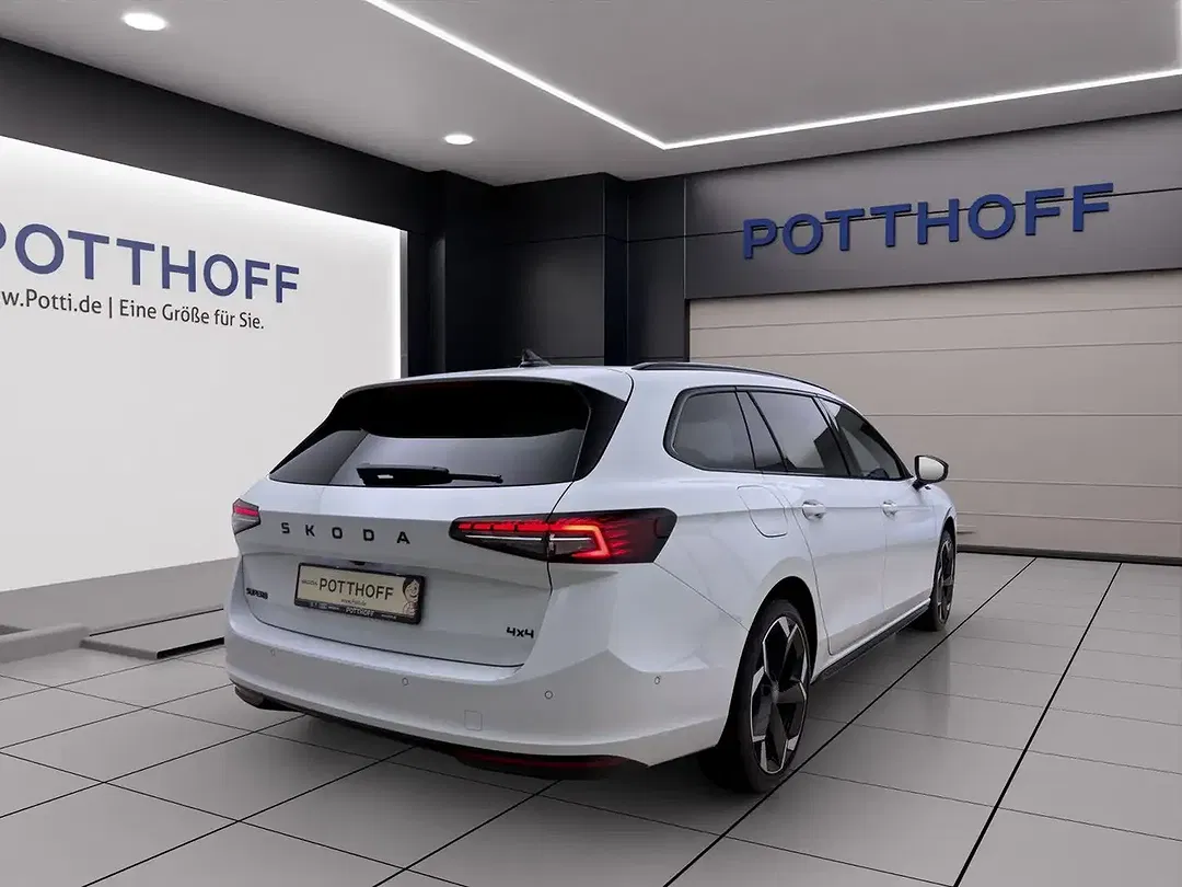 Skoda Superb - Thumbnail 6