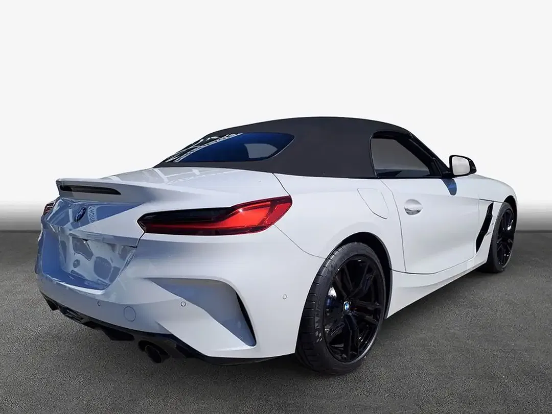 BMW Z4 - Thumbnail 2