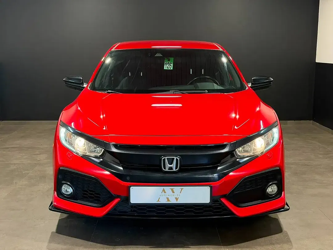 Honda Civic - Thumbnail 2