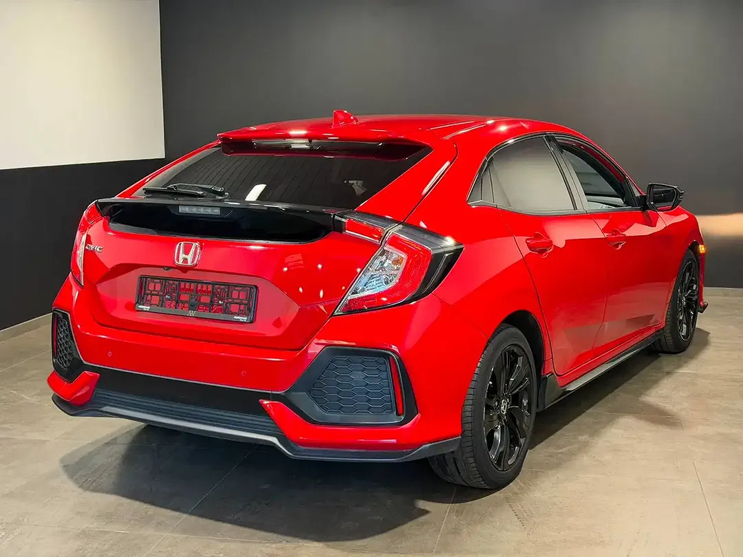 Honda Civic - Thumbnail 6