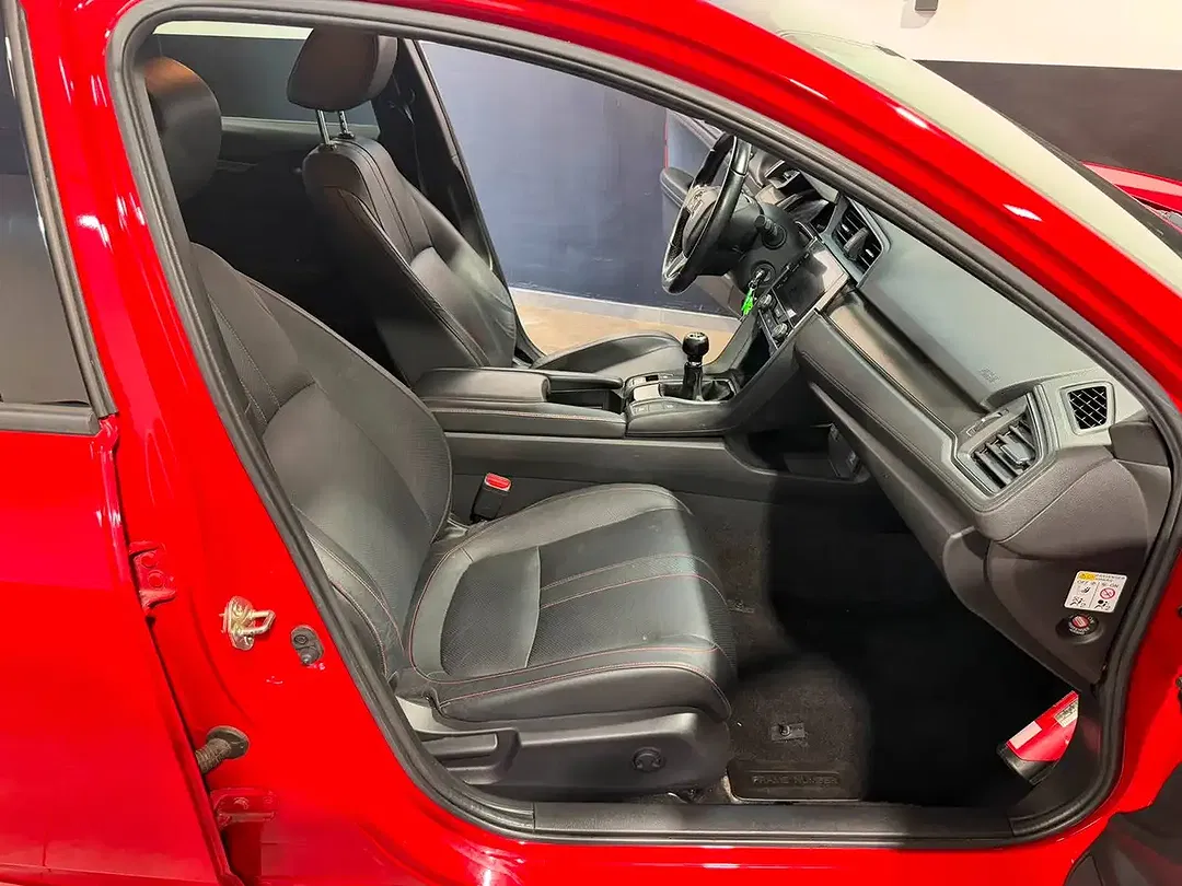 Honda Civic - Thumbnail 9
