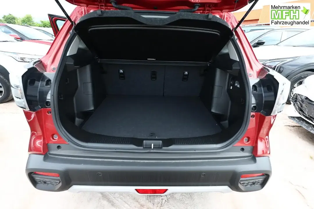 Suzuki S-Cross - Thumbnail 10