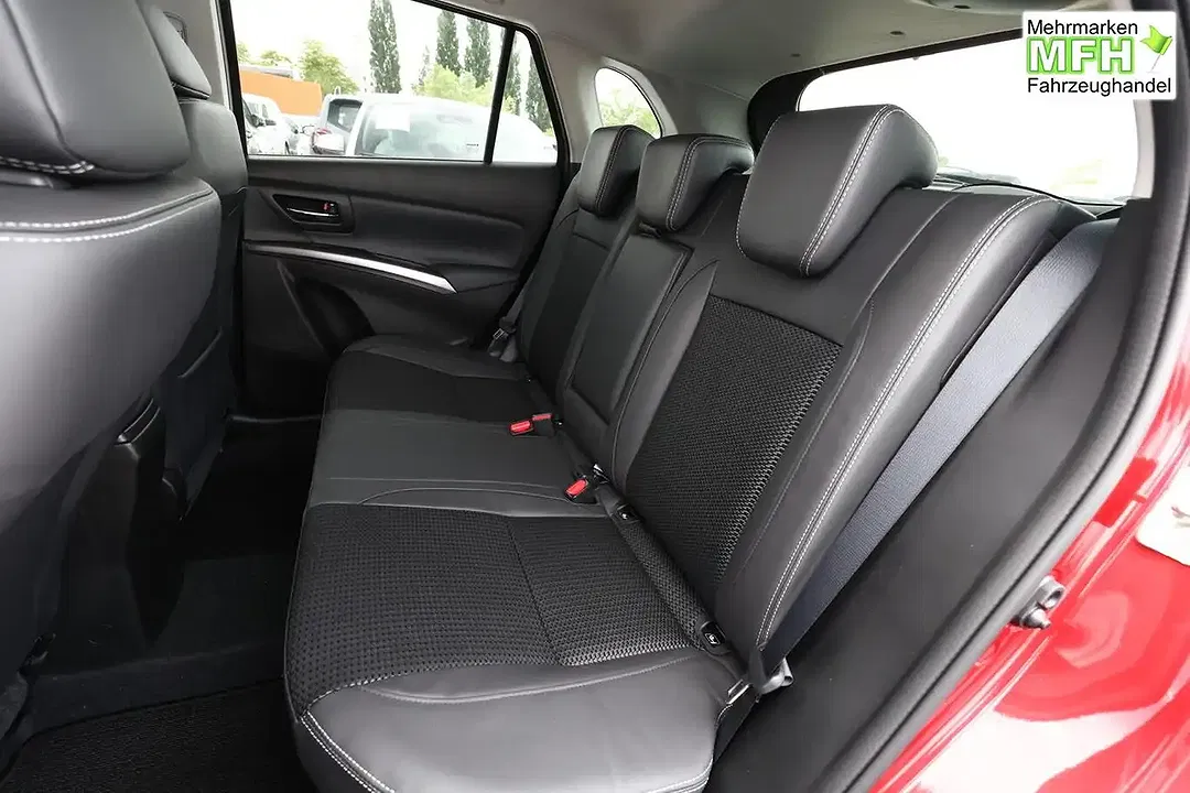 Suzuki S-Cross - Thumbnail 9