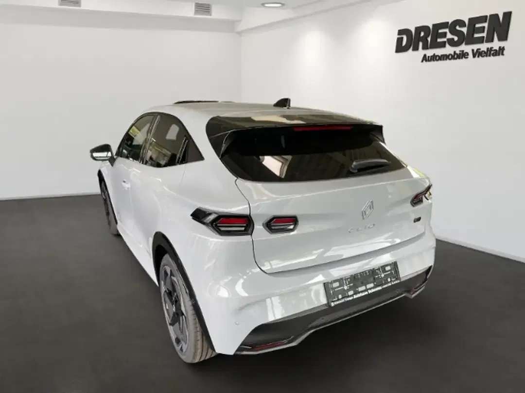 Renault Clio - Thumbnail 4