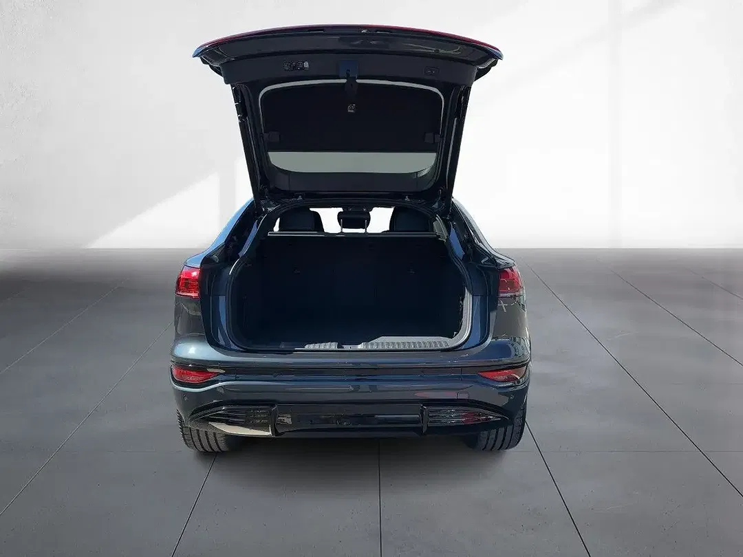 Audi Q6 e-tron - Thumbnail 9