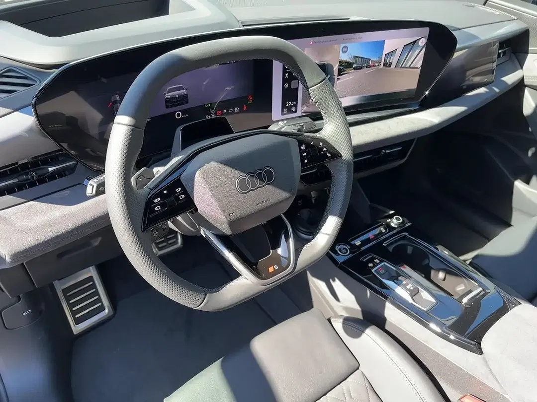 Audi Q6 e-tron - Thumbnail 13